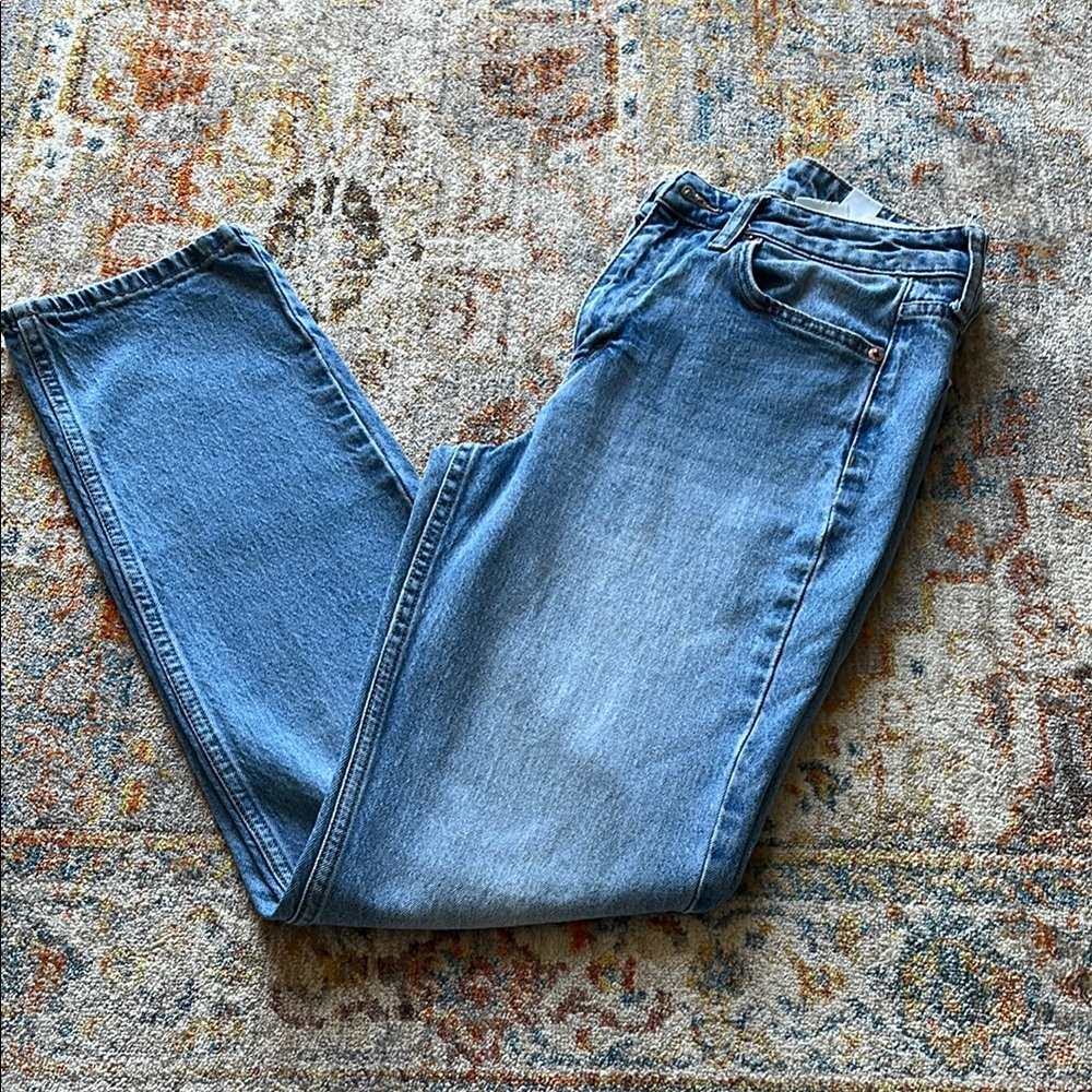 Women’s slim straight blue jeans
